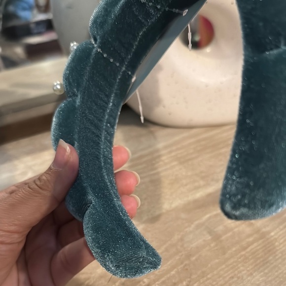 Elegant Teal Velvet Headband with Pearls - Picture 3 of 3